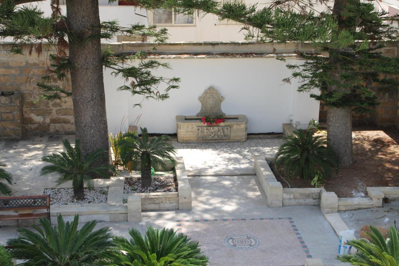 Villa Degli Angeli Santa Maria al Bagno Bagian luar foto
